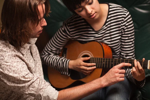 Electric guitar lessons